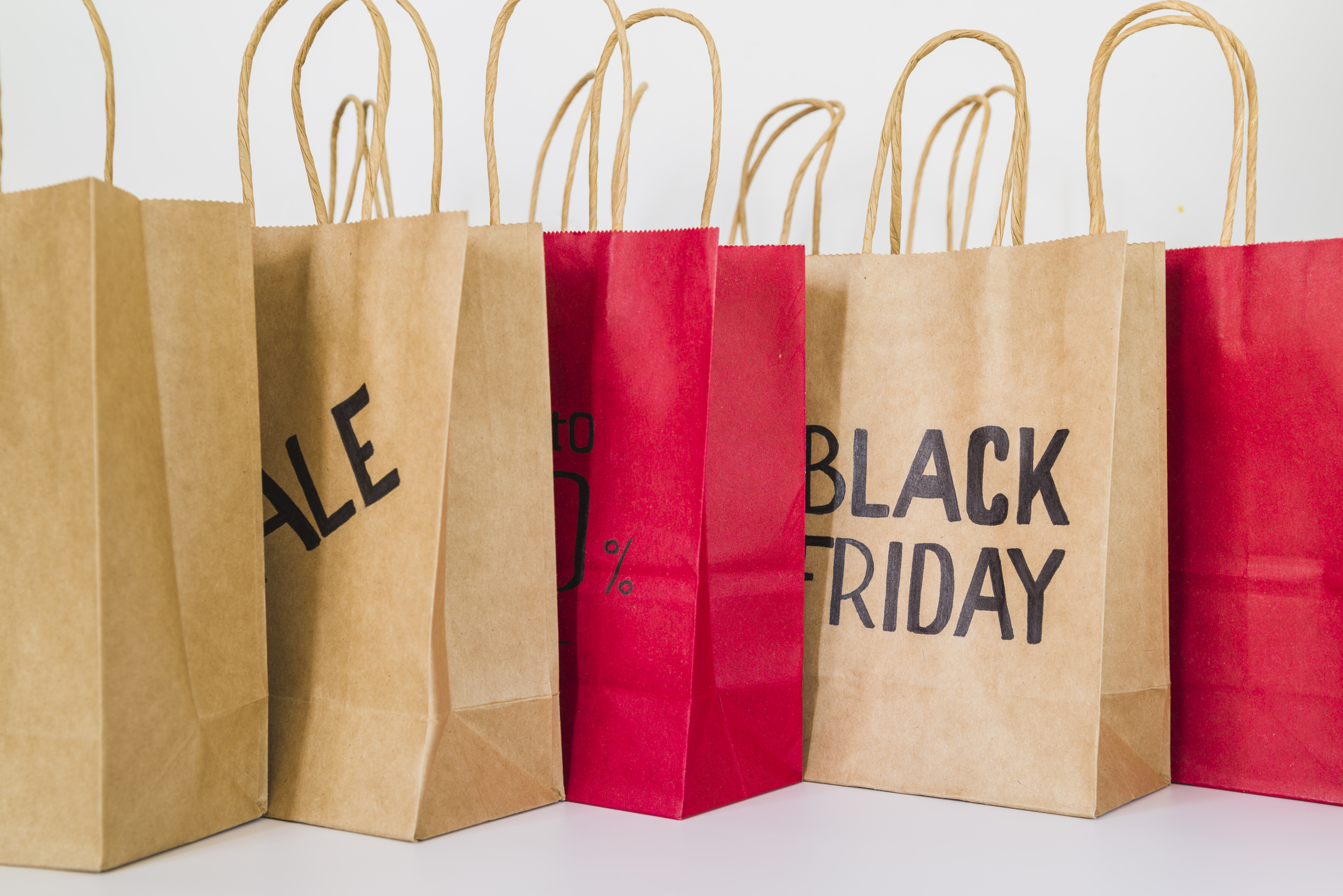 American Retailers Expose Consumers to Email Fraud During Holiday Shopping Season